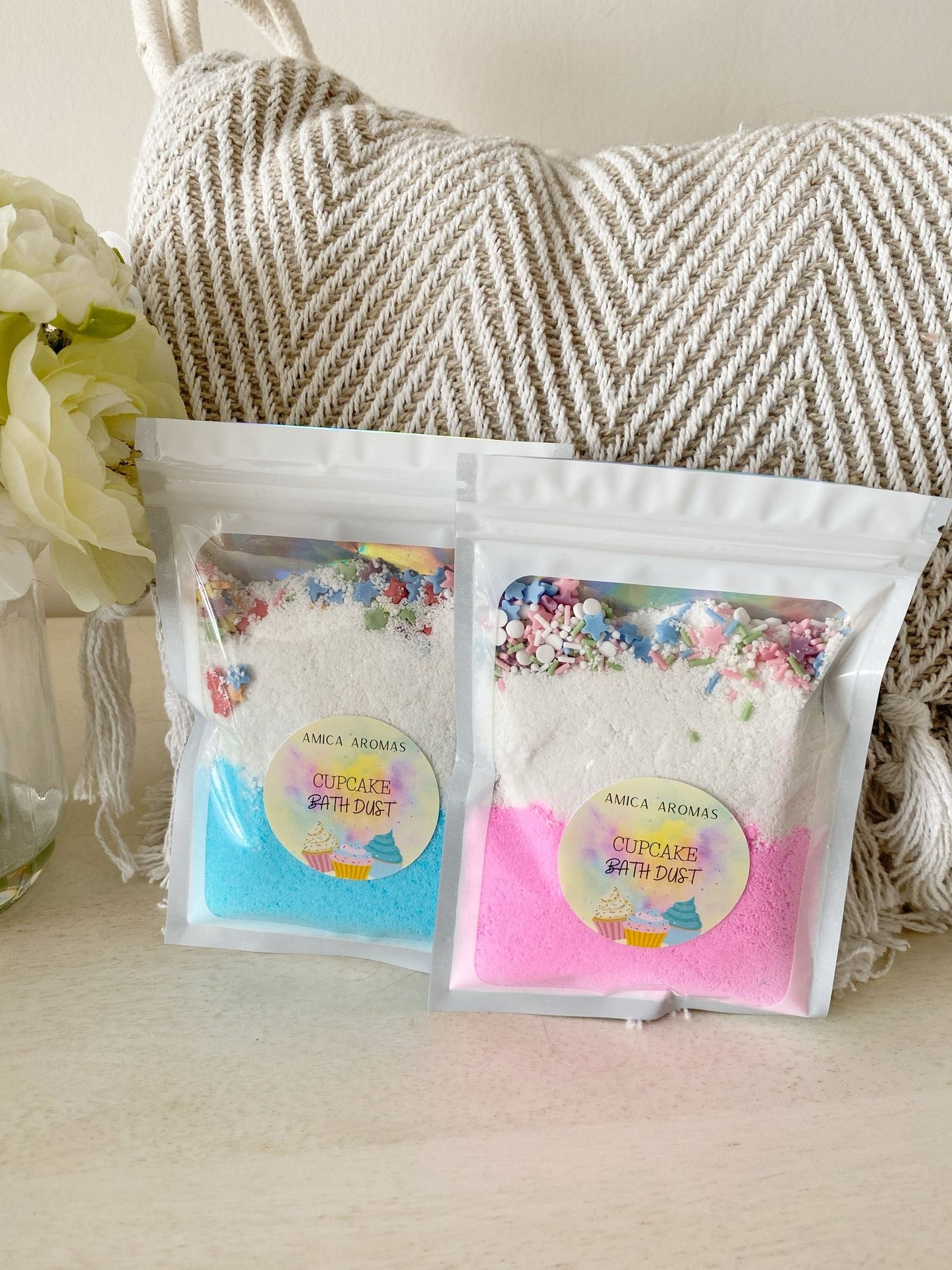 Vanilla cupcake bath dust