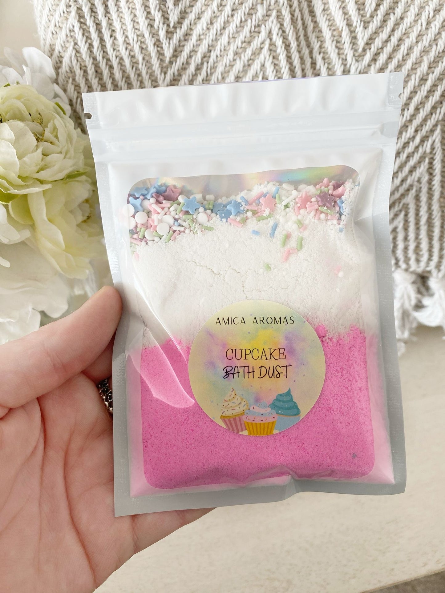 Vanilla cupcake bath dust